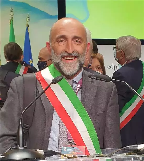 Il sindaco Cesare Cavallo